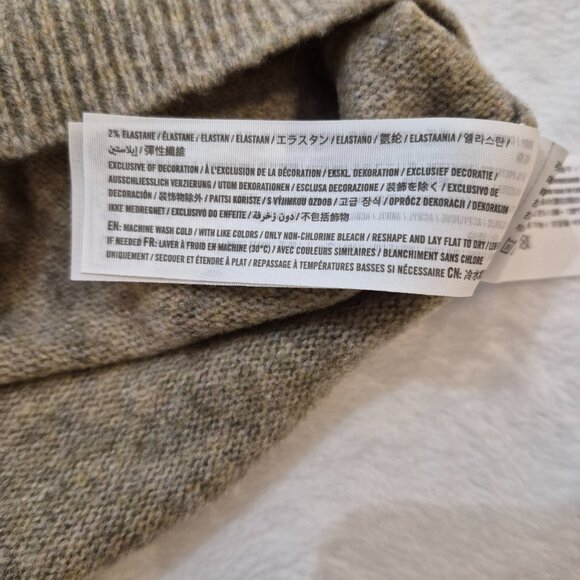 Share Abercrombie & Fitch Women’s Turtleneck Sweater Neutral Knit NWT Size Small - Picture 8 of 8